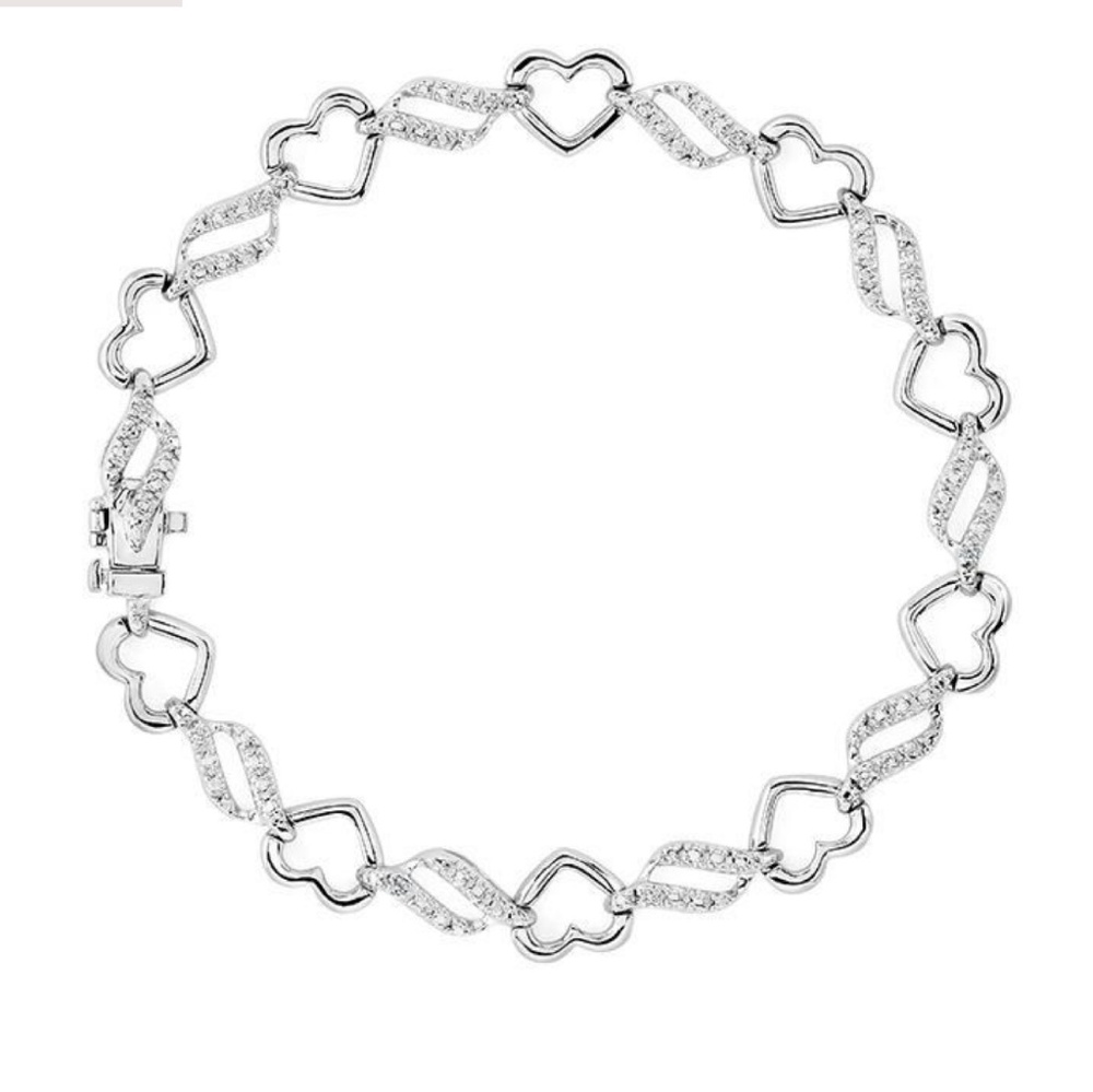 .10 Carat Diamond Heart Bracelet